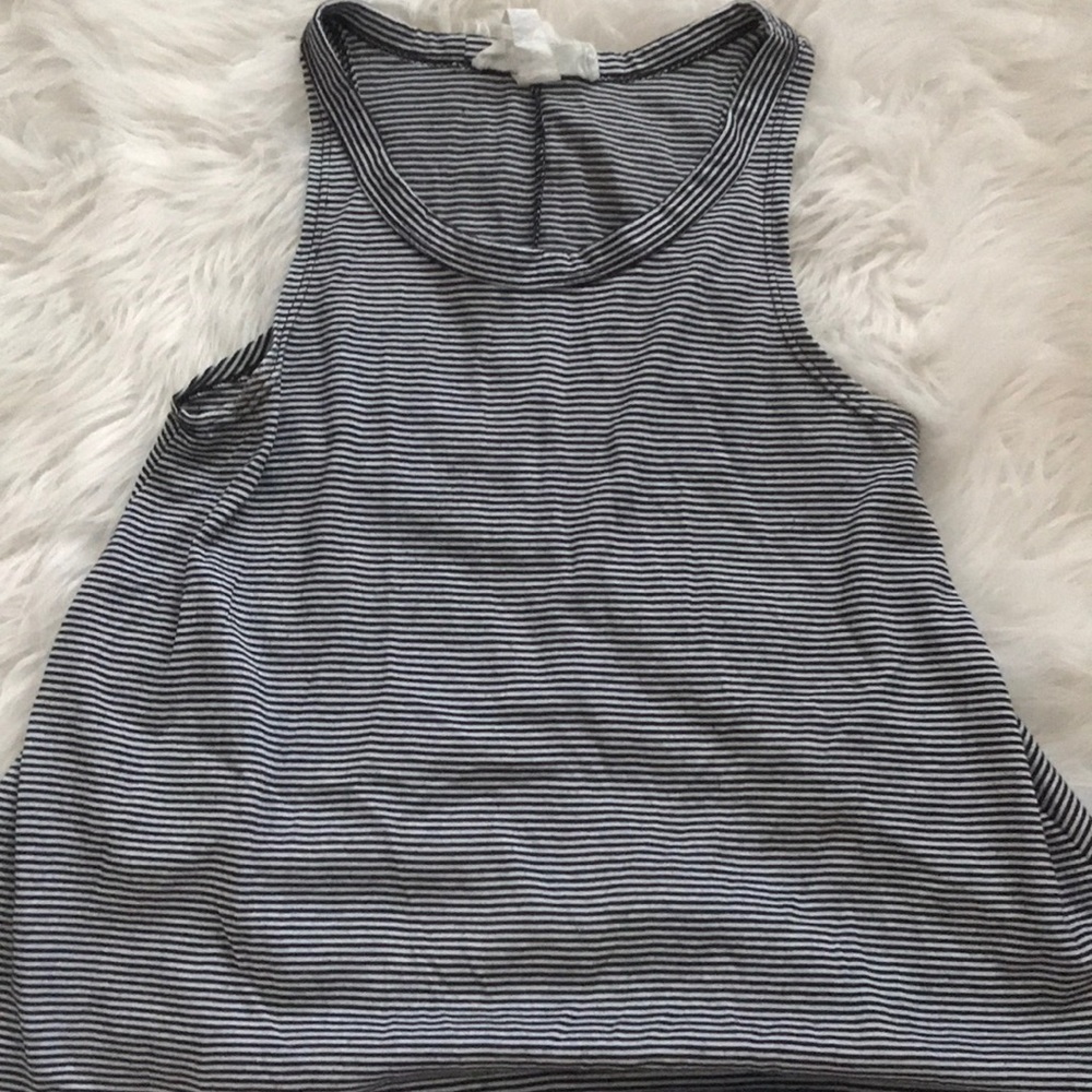 black and white stripe crop top